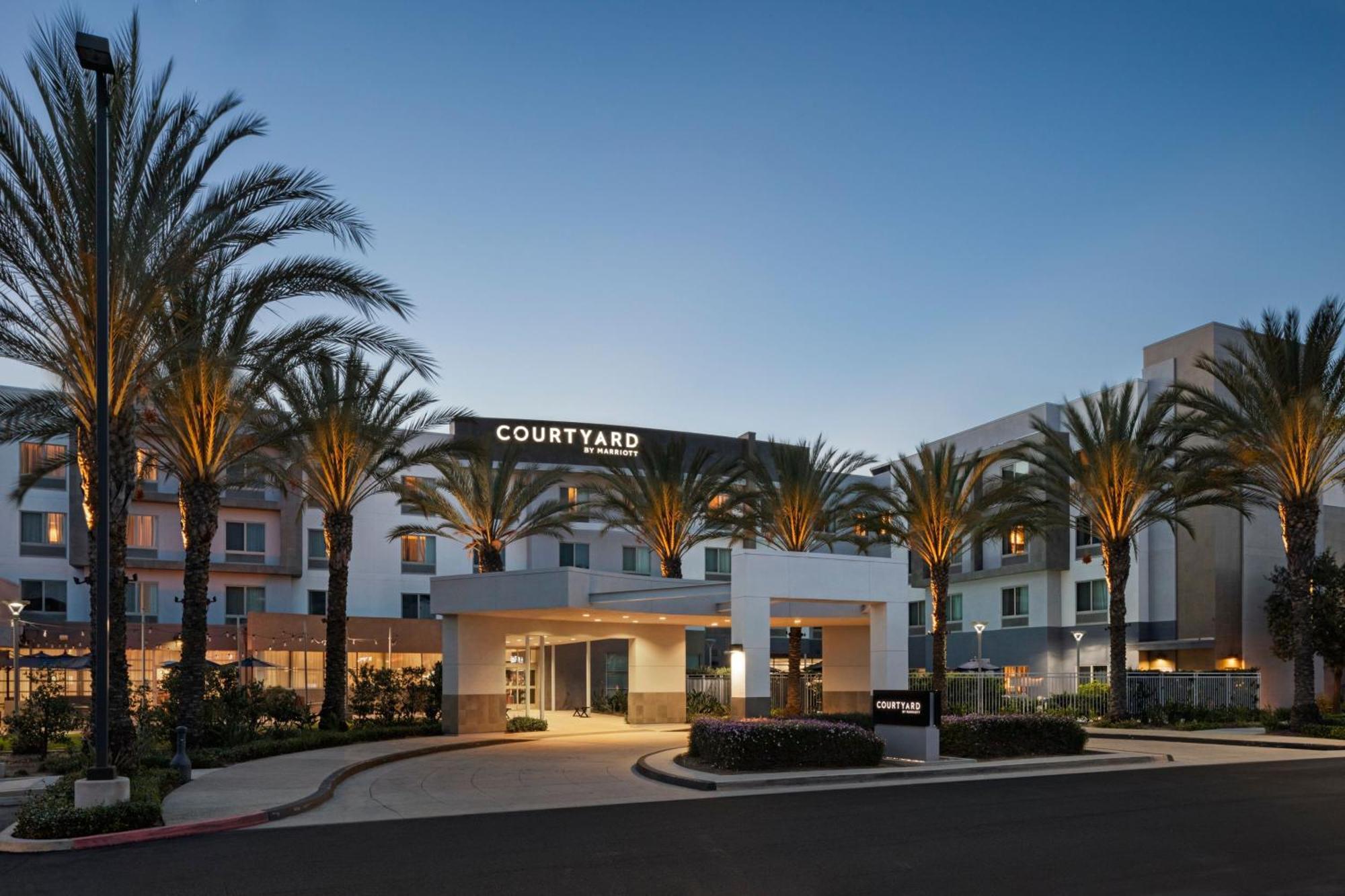 Courtyard Long Beach Airport Zewnętrze zdjęcie